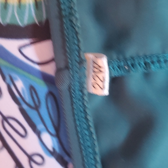 Ladies plus size skirt with bottoms bathing suit with built in cups - Picture 2 of 6